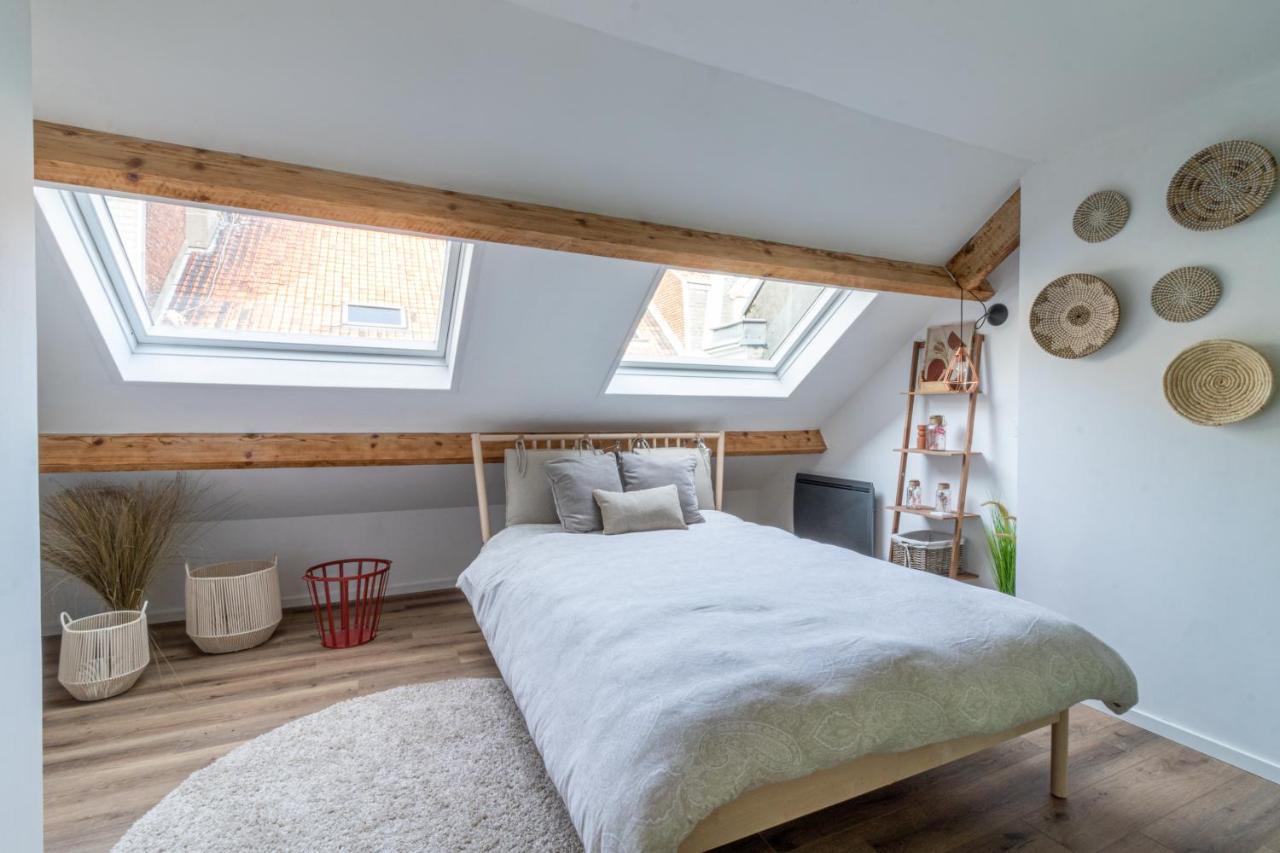 De Fil En Aiguille - Duplex Pour 4 A Calais Apartment Exterior photo