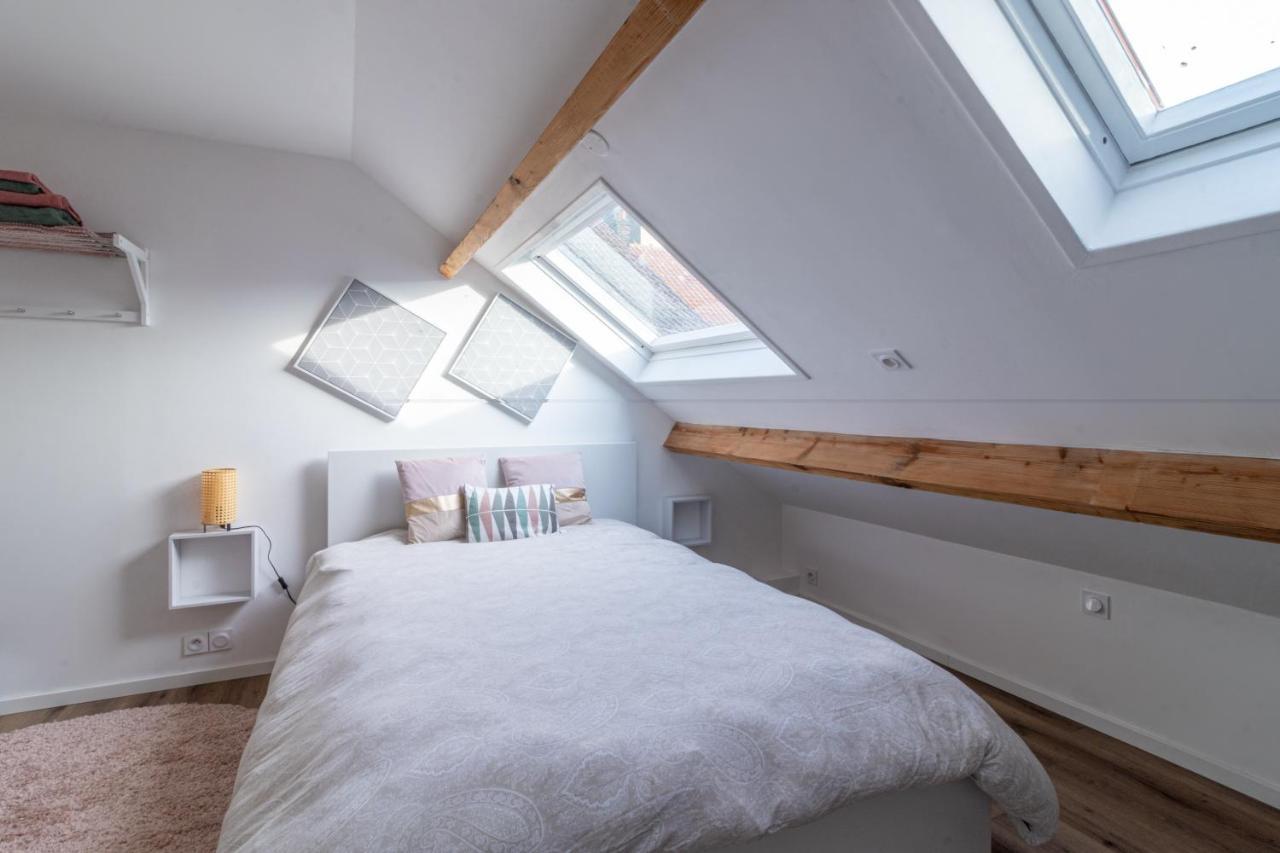 De Fil En Aiguille - Duplex Pour 4 A Calais Apartment Exterior photo